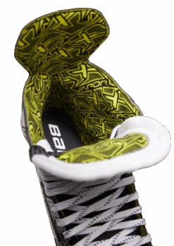 Bauer Vapor X3.5 Intermediate Roller Skates -Bauer 1060231 RH Vapor X3.5 Skate 0525 clipped